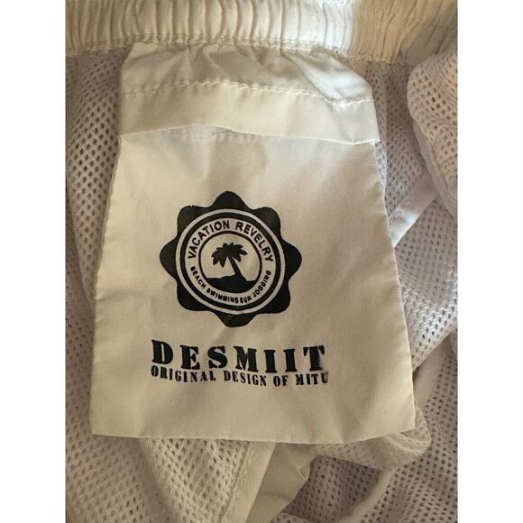 DESMIIT White Swim Trunks Rainbow Pocket XL - Picture 4 of 5